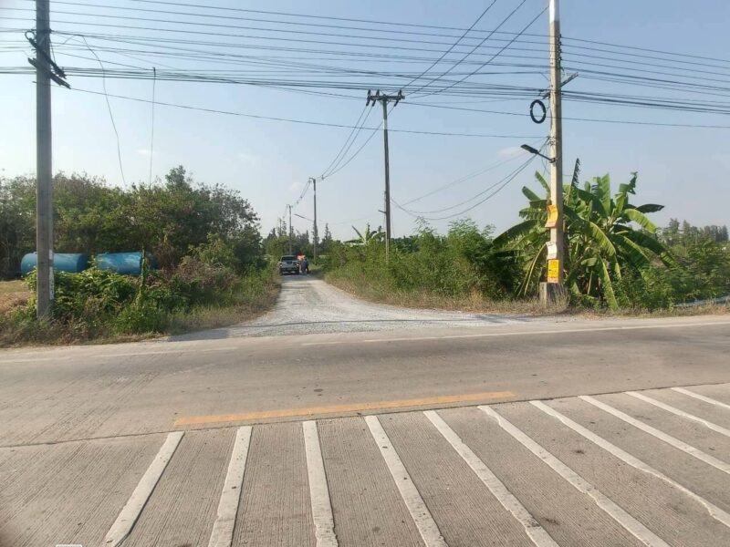 ขายที่ดินใกล้ราชภัฏสวนสุนันทา 317 ตรว ติดถนนสาธารณะ ต.คลองโยง อ.พุทธมณฑล จ.นครปฐม