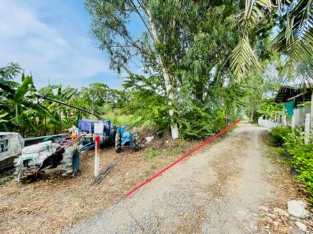 [ให้เช่า] ที่ดินทำเลทอง คลองห้าตะวันออก (ซอยจำรัส) 380 ตร.ว. หน้ากว้าง 45 เมตร เข้าซอยเพียง 80 ม. เหมาะทำโกดัง-อู่รถ เพียง 1x,000 บาท-ด.