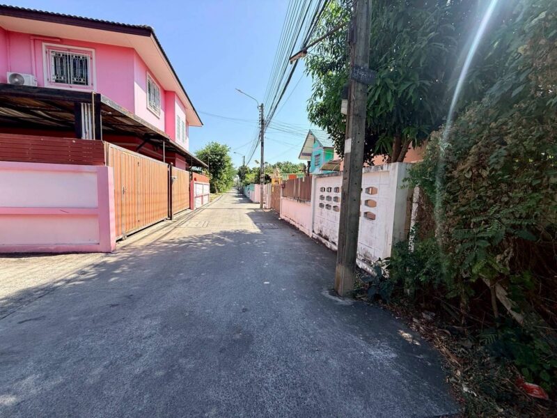 ขายถูกที่ดิน 100 ตรว ซอยพหลโยธิน 54/1 แยก 6-10 สายไหม กทม.ถมแล้ว+ล้อมลวดหนาม
