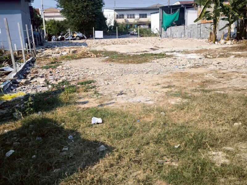 ขายที่ดินใกล้วัดอุดมรังสี 174 ตรว ติดถนนคอนกรีต สาธารณะ ซ.เพชรเกษม 79 แยก 6 เขตภาษีเจริญ กทม.