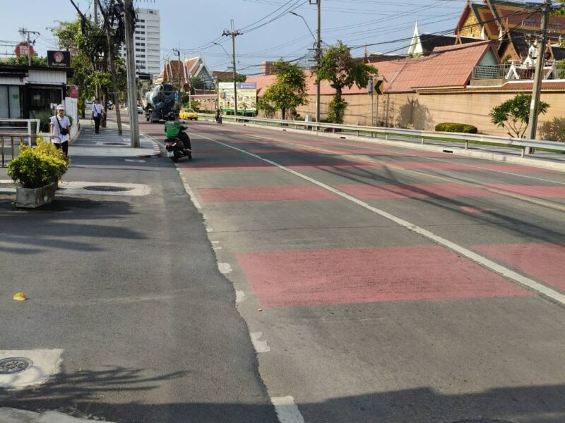 ขายที่ดินเปล่าถมแล้วติดถนนนวลจันทร์ กรุงเทพมหานคร