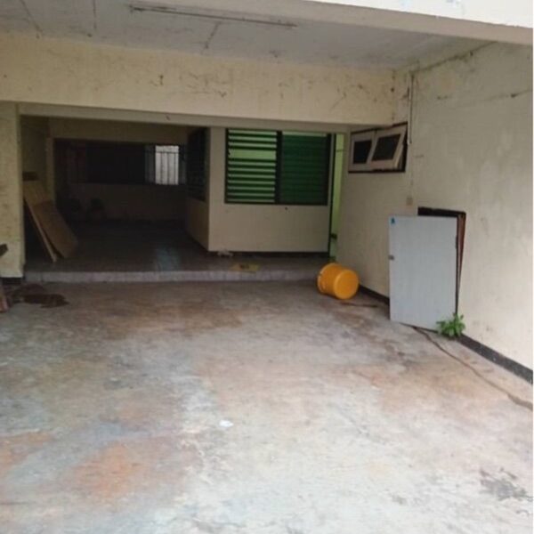 ขายทาวน์เฮ้าส์ 3 ชั้น 30 ตรว หมู่บ้านคลองหลวงโฮมเพลส ตรงข้ามแมคโครคลองหลวง โทร 0982251577