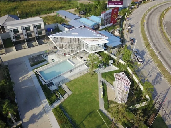 ขาย/ให้เช่า ทาวน์โฮม 3 ชั้น บ้านกลางเมือง (รามอินทรา-วัชรพล) 3 ห้องนอน ใกล้ แฟชั่นไอส์แลนด์ โทร 095-9166677