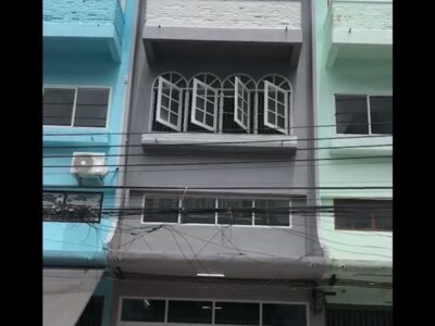 ให้เช่า ตึกแถว 4 ชั้น ต่อเติมเต็ม เอกชัย 69/1 ราคา 1หมื่นบาท/ด. บาท T. 086-4540423