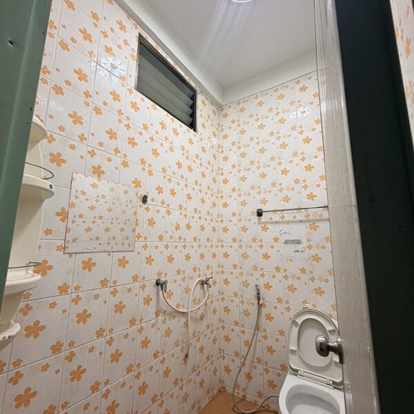 ให้เช่าทาวเฮ้าส์ 3 ชั้น หมู่บ้าน สินทวีแกรนด์วิลเลจน์ ใกล้ห้างเซ็นทรัลพระราม2 พร้อมอยู่ โทร 081-8218151