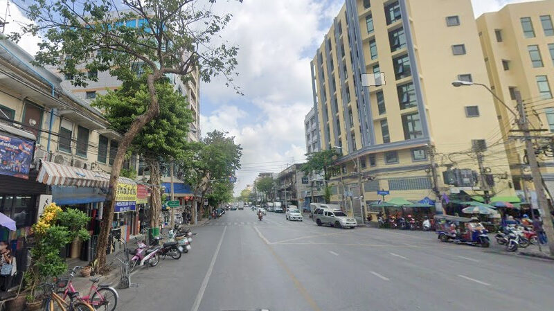 ขายที่ดินพร้อมสิ่งปลูกสร้าง ติดถนนมหาจักร ใจกลางสำเพ็งและเยาวราช ใกล้ MRT วัดมังกร