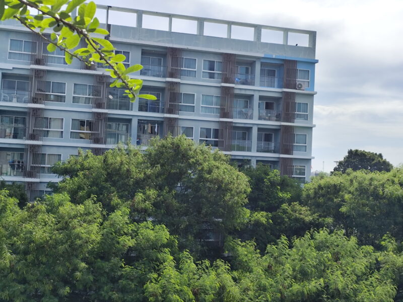 คอนโดหรู ใกล้ชายทะเล ขาย 53.68 ตรม. 2ห้องนอน 2ห้องน้ำ ฟรีเฟอร์แต่งครวิวสวย ใกล้ทะเล หาดสวยมาก นาจอมเทียน