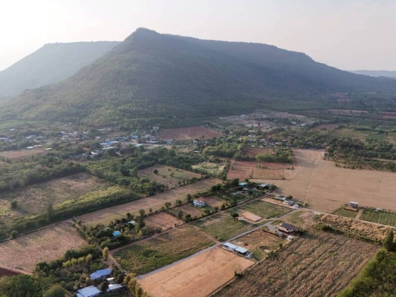 ขายอากาศบริสุทธิ์ #ที่ดินคลองไผ่.วิวเขา 3 ไร่. | 3.9 ลบ. ( 3,250 บ./ วา ) เหนือเขื่อนลำตะคอง ต.คลองไผ่ อ.สีคิ้ว จ.นครราชสีมา