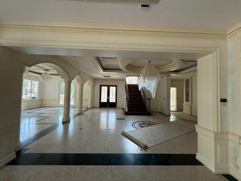 ขายบ้านหรู หมู่บ้านแกรนด์โมนาโค ถนนเลียบวงแหวนกาญจนาภิเษก ใกล้เมกะบางนา