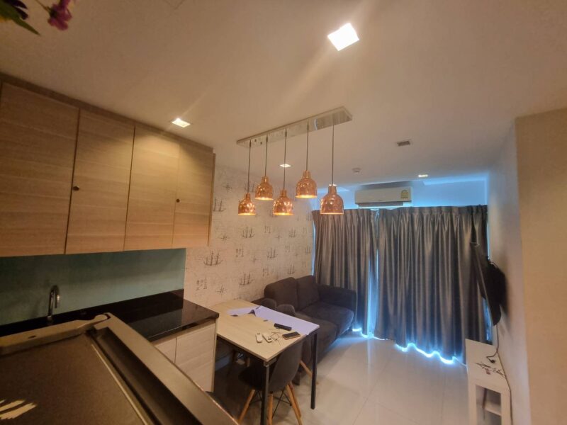 CONDO FOR SALE WITH A BEAUTIFUL VIEW, VERY TO CLOSE THE SEA, A BEAUTIFUL BEACH FREE FERNITURES BUILT IN FULLY FURNISHED