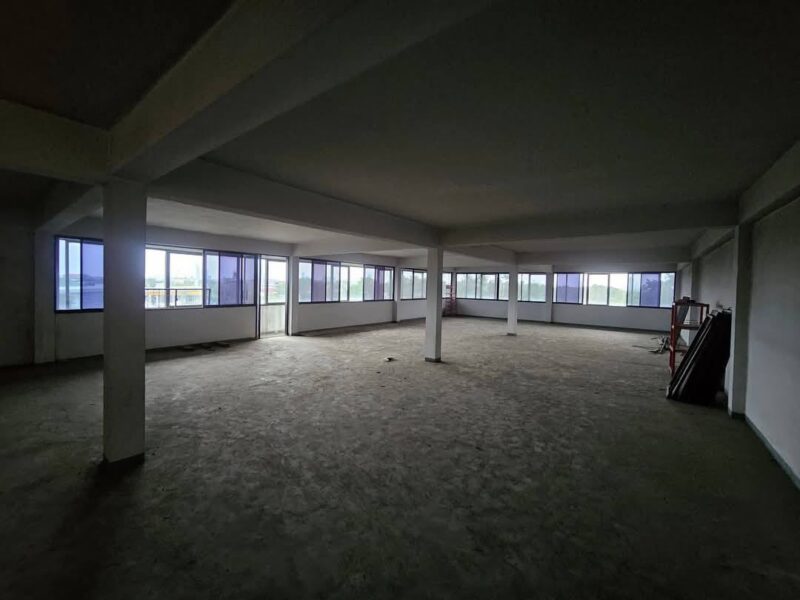 Rent Warehouse closed road and show room near Suan Luang Rama IX Park. at Prawet ให้เช่าโกดังหรือโชว์รูมสินค้า อาคารติดถนน ประเวศ