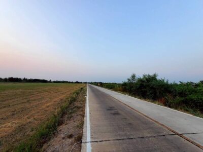 ขายด่วนที่ดิน 400 ตรว ติดถนนสาธารณะ ลาดหลุมแก้ว ปทุมธานี