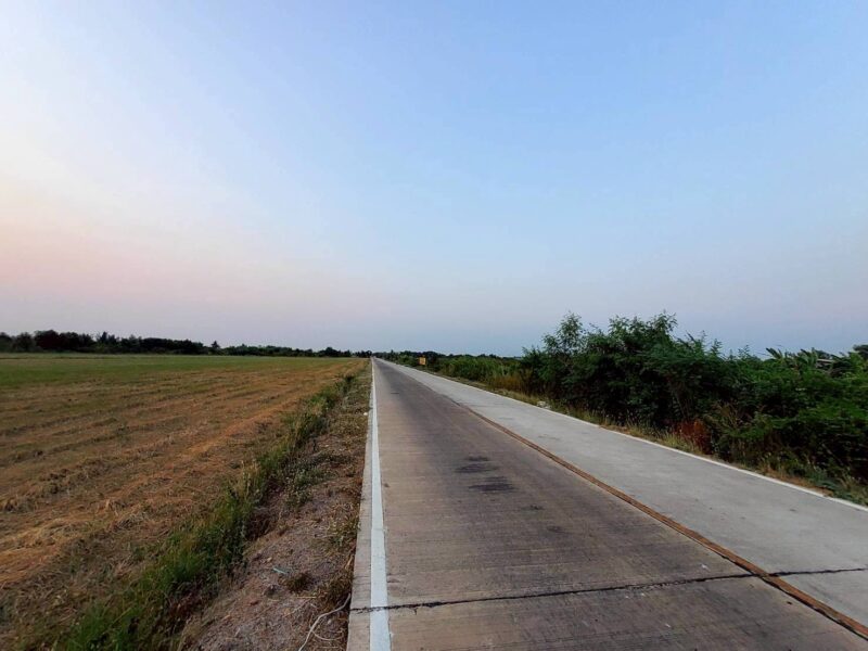 ขายด่วนที่ดิน 400 ตรว ติดถนนสาธารณะ ลาดหลุมแก้ว ปทุมธานี