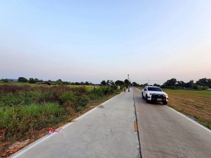 ขายด่วนที่ดิน 400 ตรว ติดถนนสาธารณะ ลาดหลุมแก้ว ปทุมธานี