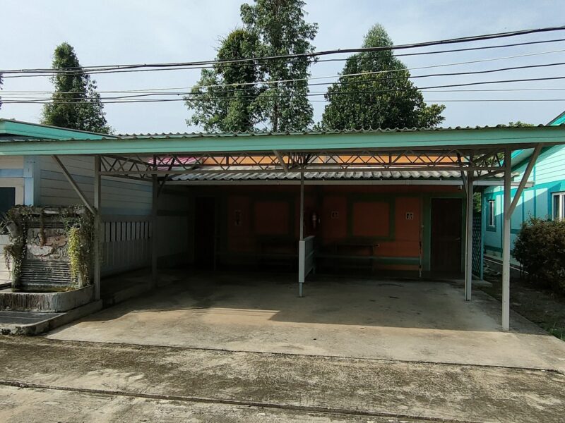 ขายกิจการห้องพักและสวนผลไม้ไทยฉ่ำๆ มีสระว่ายน้ำ ขายราคาถูกมากก