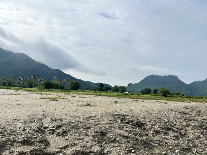 ที่ดินถมแล้ว วิวภูเขาสามร้อยยอด เจ้าของขายเอง