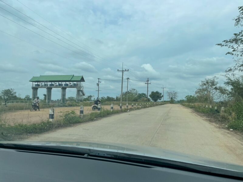 ขายด่วน เจ้าของขายเอง ที่นา 28 ไร่ 1 งาน 3 ตารางวา โฉนดครุฑแดง ต.ทุ่งก่อ อ.เวียงเชียงรุ้ง จ.เชียงราย ไร่ละ 320,000 บาท