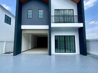 ที่ดินแบ่งขาย ถมแล้ว ปิ่นทองแลนด์ แฟคตอรี่ มีบริการให้ครบจบ ราคาเริ่มต้นเพียง 2.9 ล้านบาท