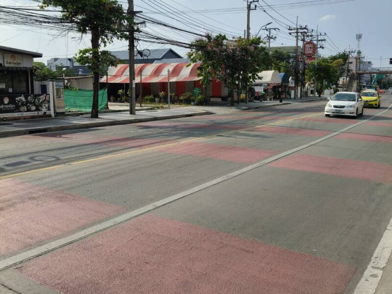ขายที่ดินเปล่าถมแล้วติดถนนนวลจันทร์ กรุงเทพมหานคร