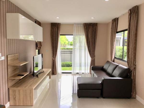 ให้เช่าบ้านแฝดสไตล์บ้านเดี่ยว 2 ชั้น พร้อมอยู่ ทำเลพระราม 9 - อ่อนนุช ตกแต่งครบ Tel 092850905ห้า