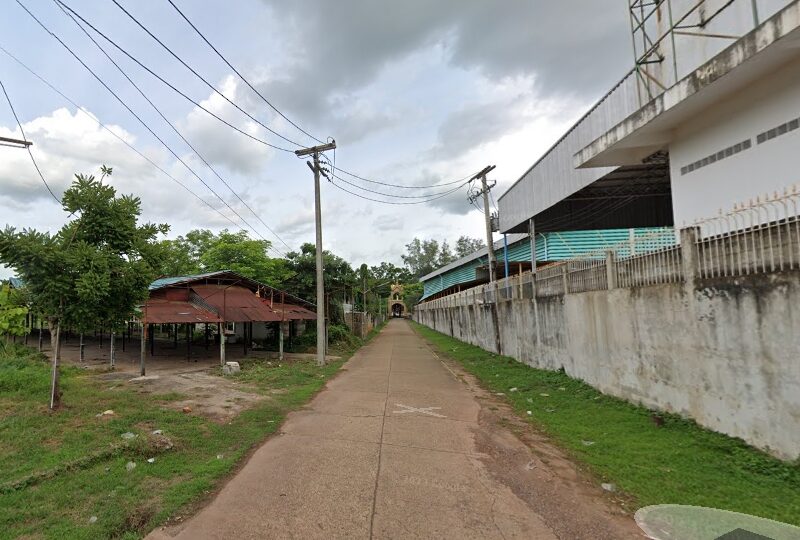 ขายที่ดิน เมืองหนองคาย อยู่ติดหน้าวัดเนินพระเนาวนาราม. เนื้อที่ 5 ไร่ 0 งาน 13.9 ตารางวา ติดถนนหลัก หนองคาย-โพนพิสัย