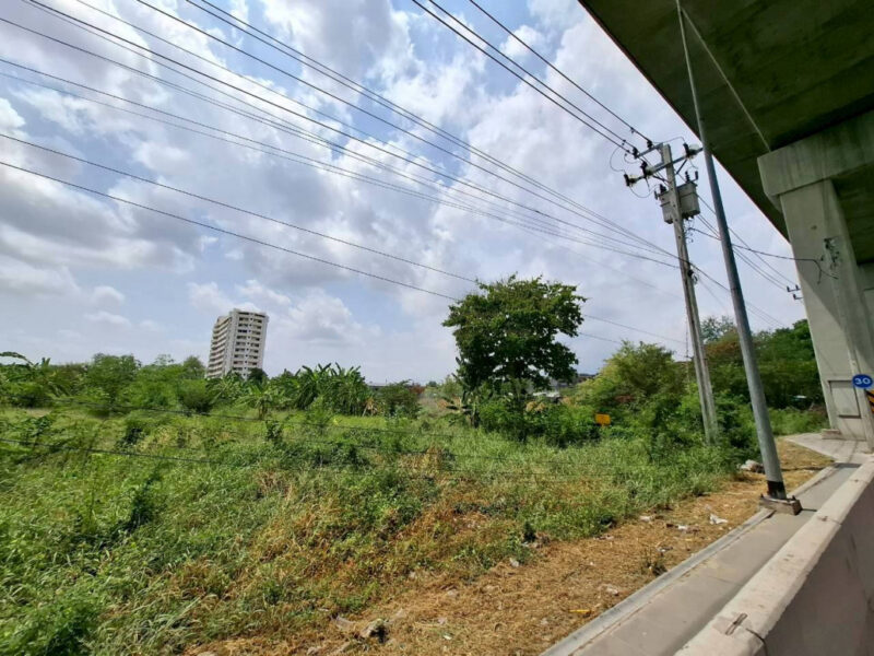 ขาย ที่ดิน ริมถนนกำแพงเพชร 6 ตรงข้ามสนามบินดอนเมือง 449 ตรว เหมาะทำการค้า