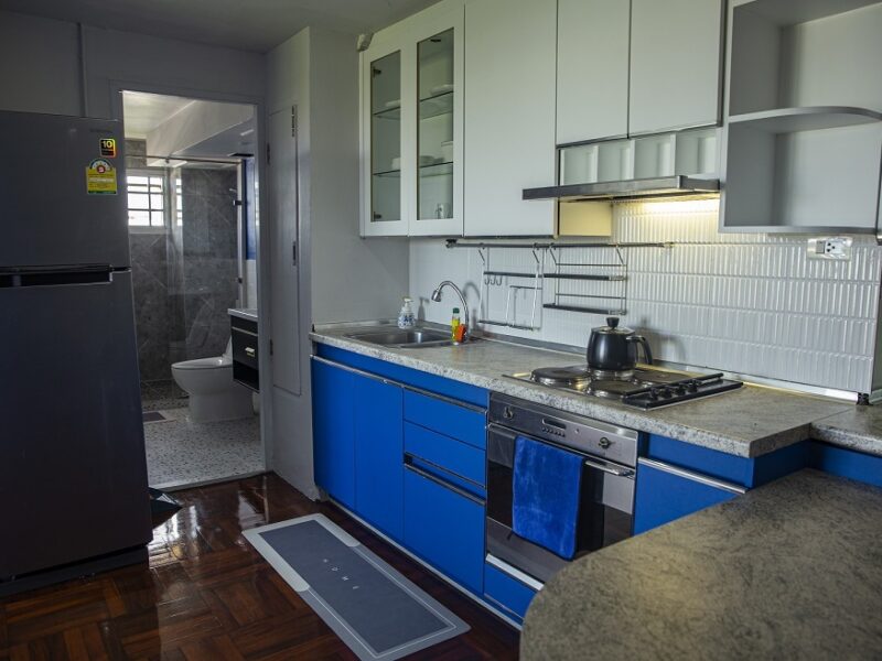 ขายคอนโดพระราม 9 ห้องหัวมุมรีโนเวทใหม่ ทำเลดี Premier Place Condominium (RAMA 9)