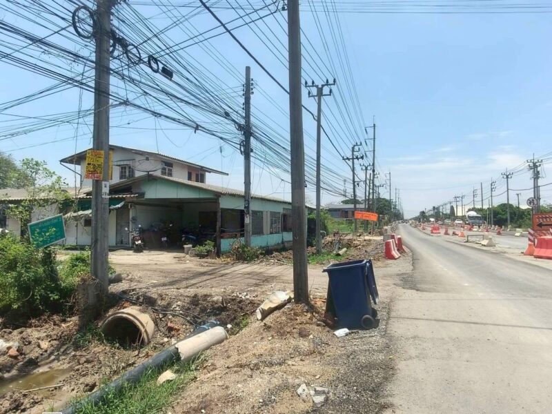 ขายด่วนที่ดิน 165.7 ตรว ติดถนนหินคลุก ถนนมิตรไมตรี หนองจอก กทม.