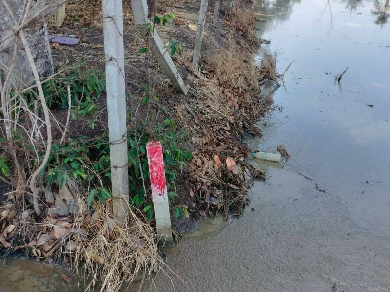 ขายด่วนที่ดิน 765 ตรว ติดถนนสาธารณะ เลียบคลองสิบสามฝั่งตะวันออก 38 หนองจอก กทม.