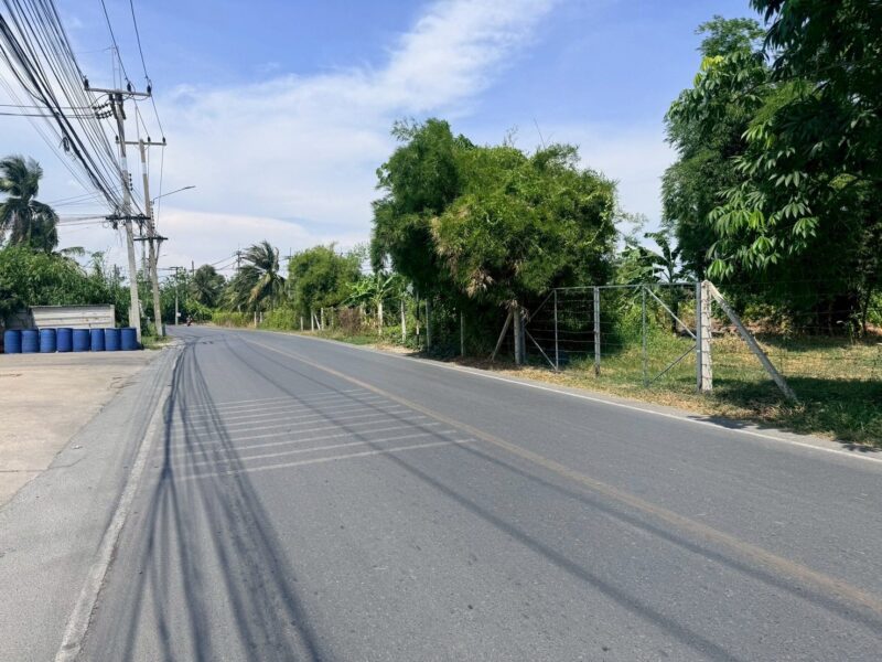 ขายด่วนที่ดินใกล้วัดอ้อมใหญ่ 367 ตรว ติดถนนสาธารณะ ซ.วัดเทียนดัด(อ้อมใหญ่ ) สามพราน นครปฐม