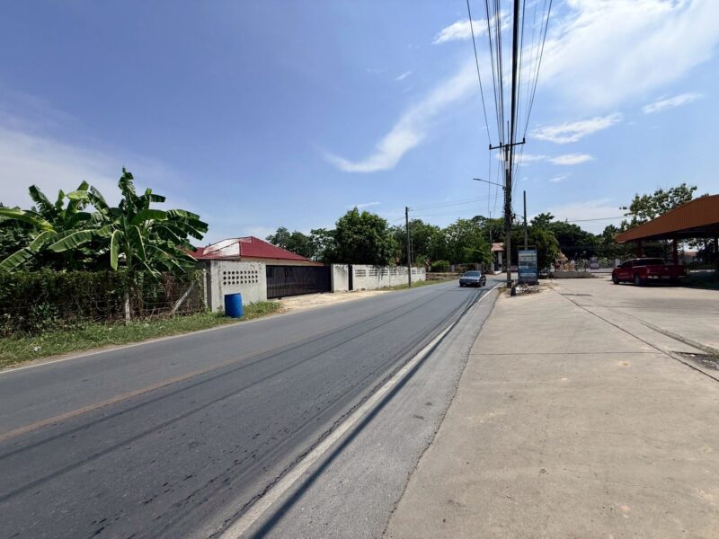 ขายด่วนที่ดินใกล้วัดอ้อมใหญ่ 367 ตรว ติดถนนสาธารณะ ซ.วัดเทียนดัด(อ้อมใหญ่ ) สามพราน นครปฐม