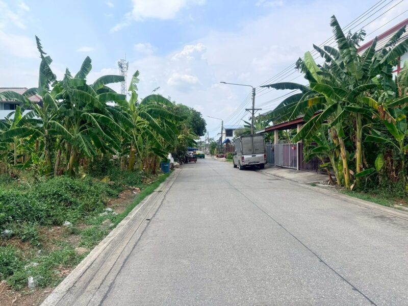 ขายด่วนที่ดินใกล้วัดแสงสรรค์ 140 ตรว ติดถนนสาธารณะ รังสิต-นครนายก 33 ธัญบุรี ปทุมธานี