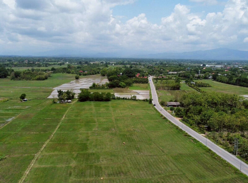 ขายที่ดินเชียงใหม่ 15-2-73 ไร่ ติดถนนหมายเลข 3018 ใกล้โรงเรียนบ้านแม่ขาน