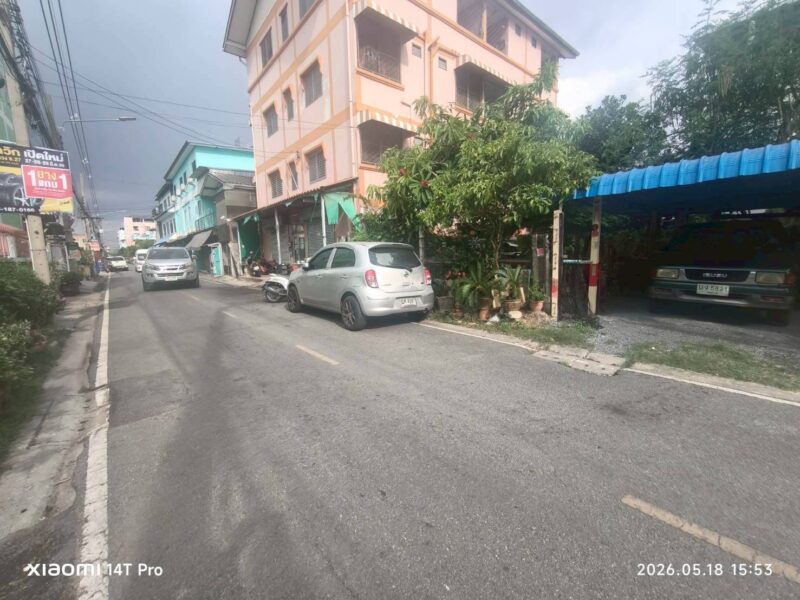 ขายด่วนที่ดินใกล้ ม.กรุงเทพ 50 ตรว ติดถนนลาดยาง ถมแล้ว ซ.คลองหลวง 31 คลองหลวง ปทุมธานี