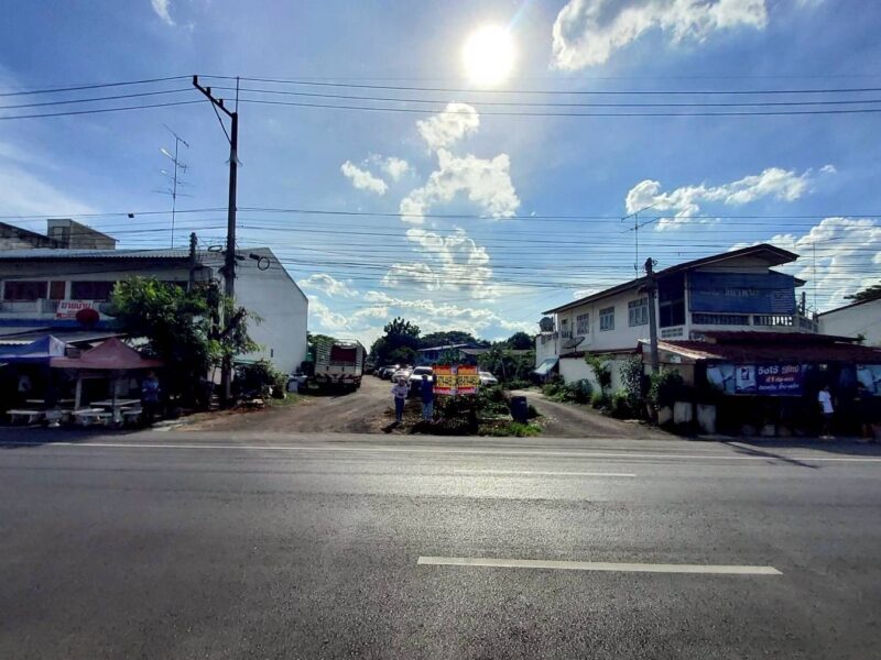 ขายด่วนที่ดิน 165-1-69 ไร่ ติดถนนสาธารณะ ถนนเพชรเกษมสายเก่า บ้านโป่ง ราชบุรี