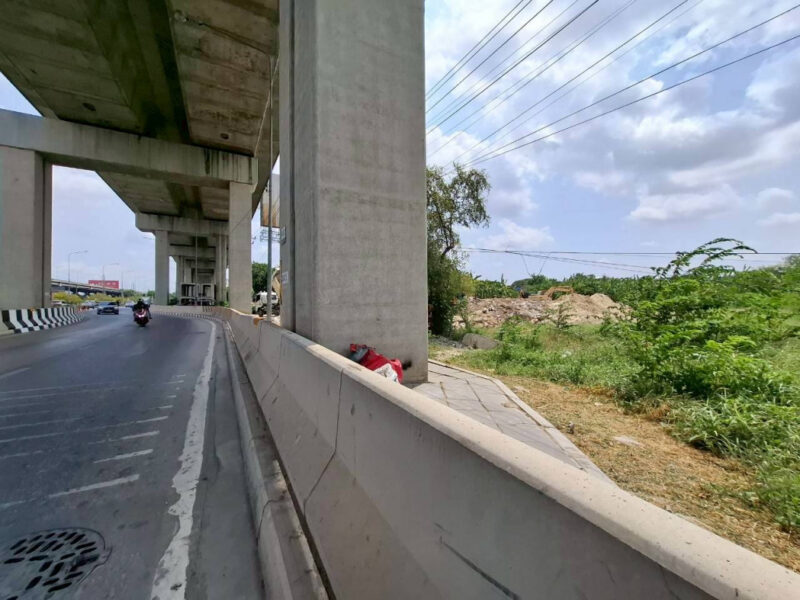 ขาย ที่ดิน ริมถนนกำแพงเพชร 6 ตรงข้ามสนามบินดอนเมือง 449 ตรว เหมาะทำการค้า