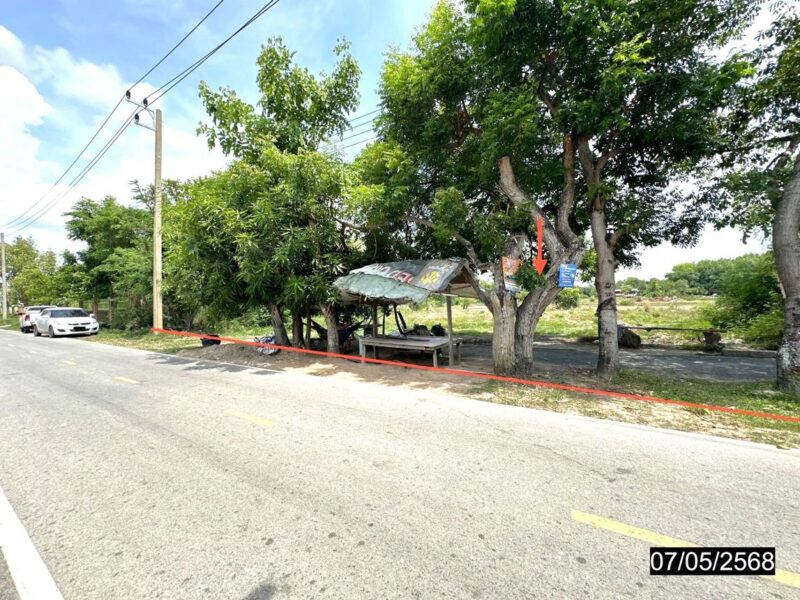 ที่ดินเมืองร้อยเอ็ด ผืนใหญ่ ทำเลดี ติดถนนสายหลัก ราคาคุยกันก่อนได้