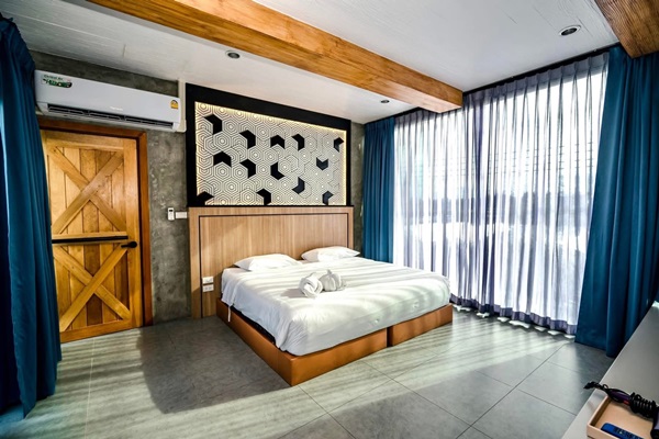 ขาย/ให้เช่า บ้าน Pool Villa หัวหิน 100 ตรว. ขนาด 4 ห้องนอน 4 ห้องน้ำ วิวภูเขา ห่างทะเล 5-10 นาที โทร 06-37515164