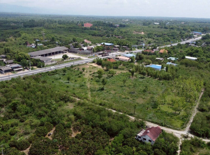 ขายที่ดินเชียงใหม่ 9 ไร่ 0 งาน 99 ตร.ว. ติดถนนหมายเลข 108 ใกล้ อบต.ดอยหล่อ