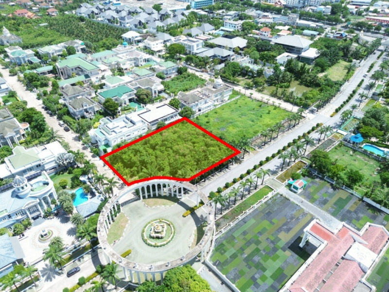 ขาย ที่ดิน หมู่บ้าน Evergreen city บางแค 580 ตรว อยู่ริมถนนเมนของโครงการ