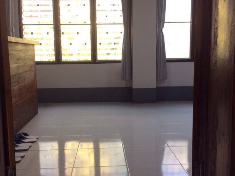 ขายโรงแรมใกล้ประตูท่าแพ (ในคูเมืองเชียงใหม่) ขนาดพื้นที่ 335 ตรว ราคา 80ล้าน