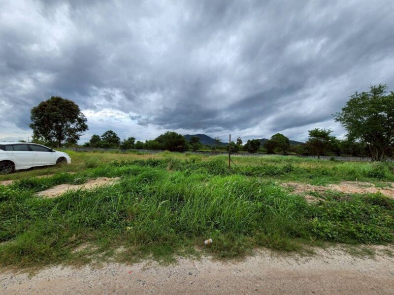 ขายที่ดิน 1 ไร่ถมแล้ว ติดถนนสาธารณะ ตำบลเพ อำเภอเมืองระยอง