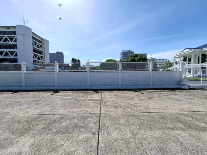 ขาย ที่ดิน ซอยลาดพร้าว 88-1 ขนาด 300 ตรว ใกล้ถนนลาดพร้าวเพียง 180 เมตร