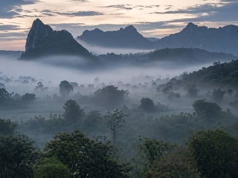 ⛰️✨ ขายที่ดินพรีเมียม 25 ไร่ โฉนดครุฑแดง วิวภูเขาโอบล้อม 3 ด้าน พร้อม Sky Resort และทะเลสาบส่วนตัว ทำเลทองตำบลทับกวาง อำเภอแก่งคอย จังหวัดสระบุรี ใกล้กรุงเทพฯ เพียง 90 กิโลเมตร เหมาะพักผ่อนระดับ Private หรือต่อยอดธุรกิจพูลวิลล่า โฮมสเตย์ และคาเฟ่หรู 🏡🌳