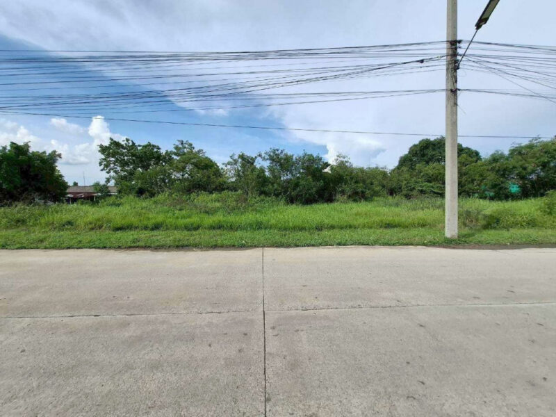 ขาย ที่ดิน ซอยวัดเทียนดัด สามพราน 10 ไร่ 1 งาน ใกล้ถนนเพชรเกษม เพียง 650 เมตร