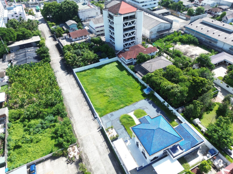 ขาย ที่ดิน ซอยลาดพร้าว 88-1 ขนาด 300 ตรว ใกล้ถนนลาดพร้าวเพียง 180 เมตร