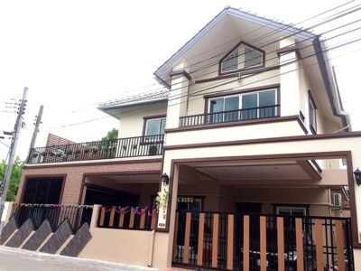 ขายบ้านเดี่ยว 2 ชั้น หมู่บ้านอิ่มอัมพรทาวน์ ซอยราชพฤกษ์ 9 ใกล้ BTS บางหว้า โทร 065-1515166