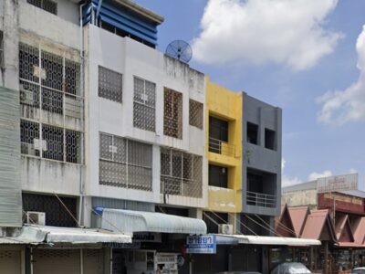 ขายอาคารพาณิชย์ 4 ชั้น ใจกลางเมืองขอนแก่น ทำเล ศูนย์รวมของกิน เดินทางสะดวกเข้า-ออกได้หลายเส้นทาง โทร 0817420943
