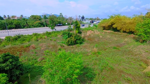 ที่ดินEEC ทำเลทองในระยอง แปลงสวยติดถนนใหญ่ ที่ดินศักยภาพสูง ใกล้สนามบินอู่ตะเภา เพียง 15 นาที!! โทร 064-5469789