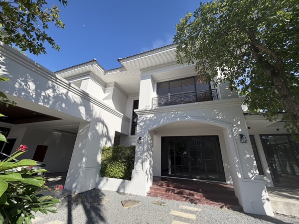 ขายบ้านเดี่ยว 211 ตร.ว. 2 ชั้น 4 ห้องนอน หมู่บ้าน ลัดดารมย์ อิลิแกรนช์ ราชพฤกษ์-รัตนาธิเบศ นนทบุรี โทร 0944836998